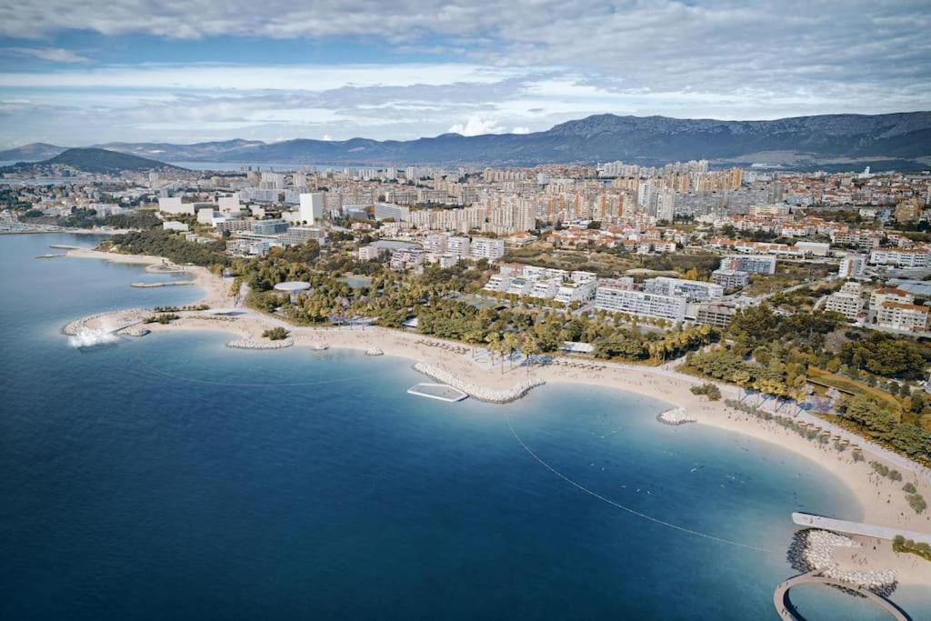 Apartment With Big Terrace Leon 斯普利特 外观 照片